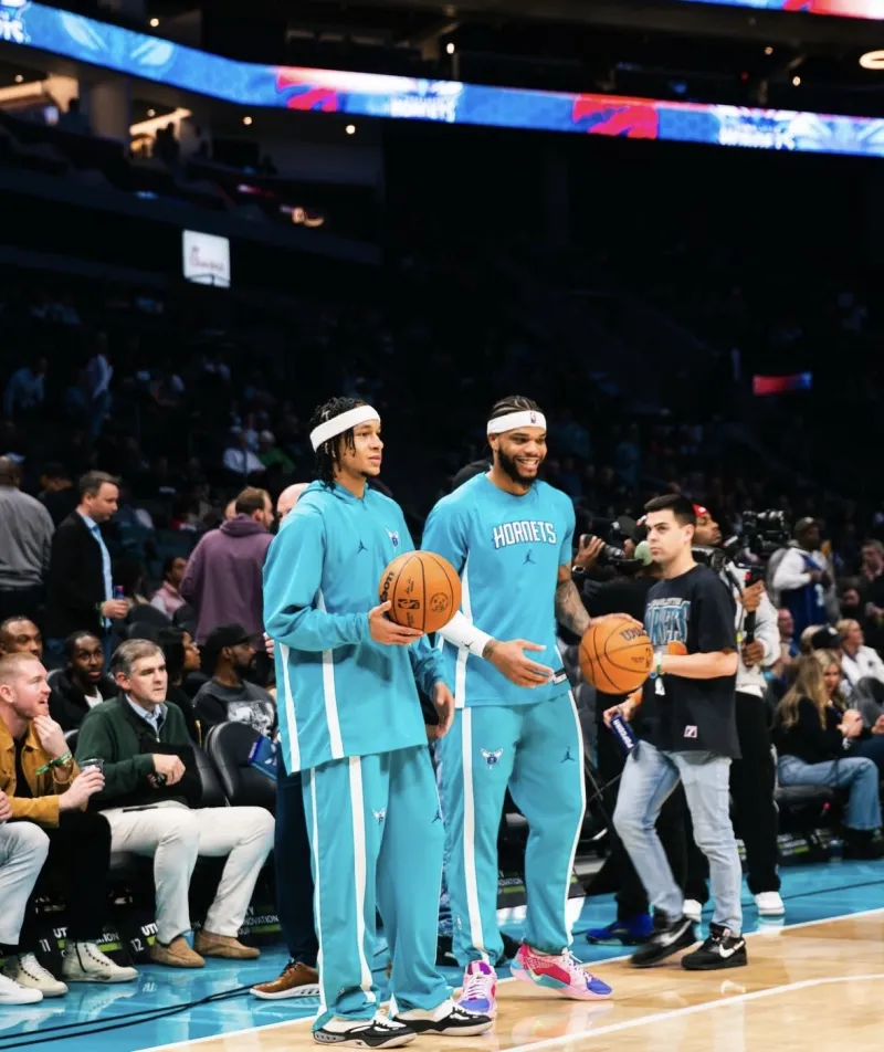 亚博体育-包含重磅！浙江稠州围绕西甲外线爆发夏洛特黄蜂官宣签约备战NBA总决赛，今夜洛杉矶快船战术微调的词条