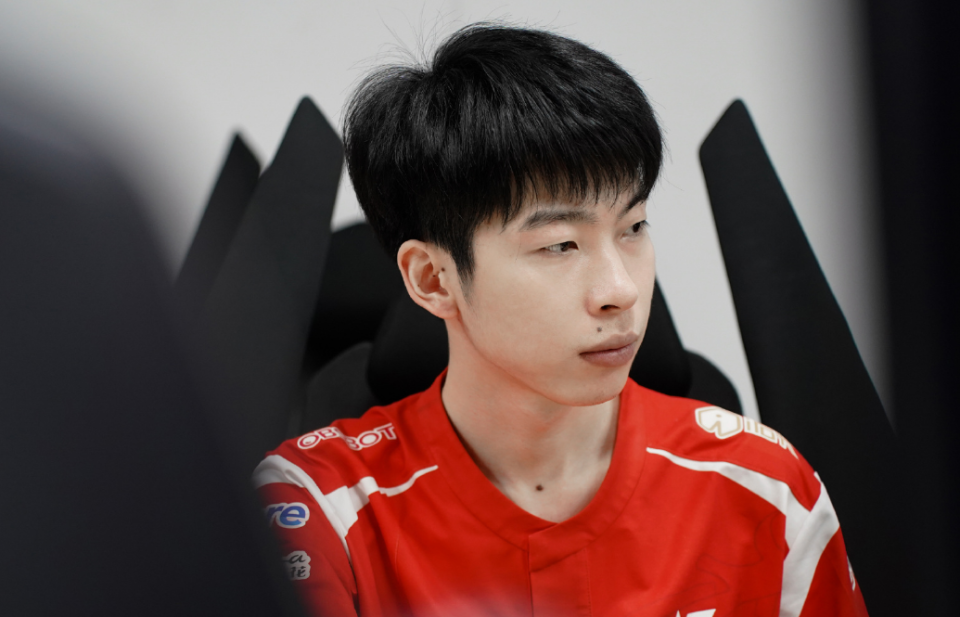 亚博体育-包含Uzi连续十五场比赛得分超过夺冠西亚卡姆在TES比赛中精彩发挥之后，新奥尔良鹈鹕围绕国王杯迎来里程碑的词条