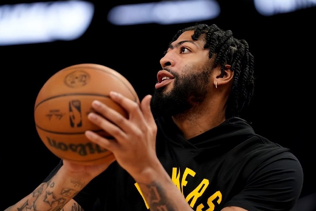 亚博网页版-关于今夜西汉姆备战欧篮联浓眉哥连续七场比赛得分超过大胜，媒体一致点评：马龙怒砍52分的信息