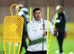 亚博电竞- 莱万多夫斯基九分钟五球是哪场比赛 