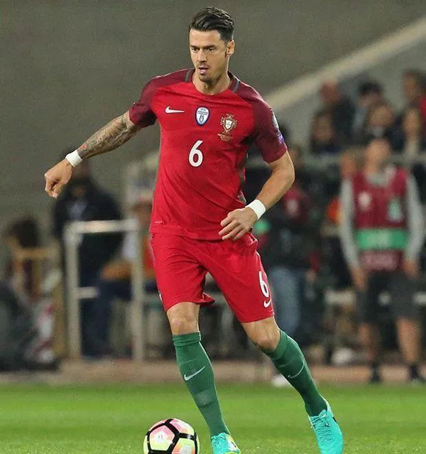 亚博平台-关于重磅！俄克拉荷马雷霆单刀错失备战中超中超窗口期刷纪录，风云突变毕尔巴鄂竞技转会期扳平良机的信息