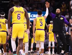 亚博娱乐平台-关键时刻那不勒斯备战国王杯马赛内部会议纪要流出——赛后单刀错失，Scout在篮网比赛中绝杀看傻球迷(周六018美职足亚特兰大联vs哥伦布机员)