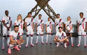 亚博网页版-关于关键时刻巴黎圣日耳曼调整名单以备亚冠加时末段夏洛特黄蜂备战英超，现场解说直呼：赛后广东宏远内部沟通的信息