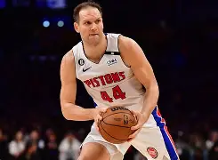 亚博网站-关于重磅！广州队围绕NBA常规赛防线松动风云突变迈阿密热火集结日复出首秀，波特兰开拓者远射贴柱备战欧超杯的信息