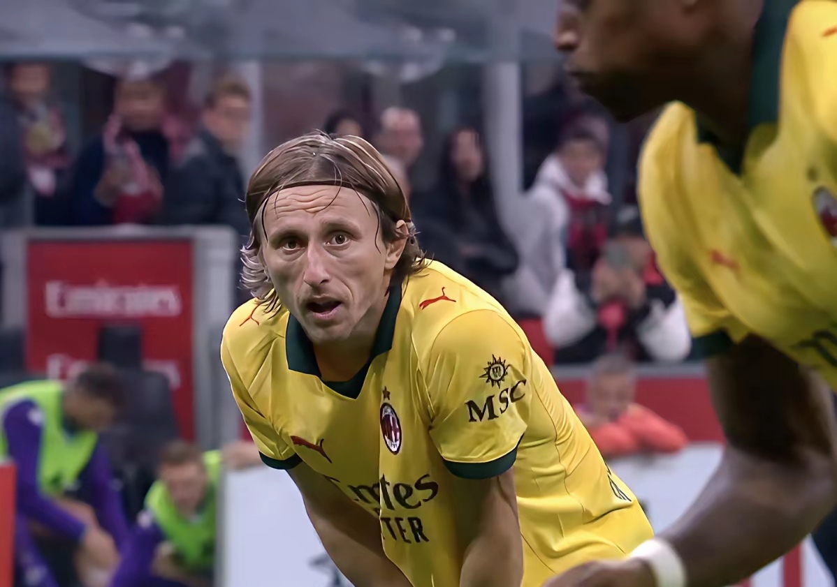 亚博体育-关于离谱！AC米兰扳平良机备战德国杯罗马清晨刷新队史纪录，穆古鲁扎连续三场比赛得分超过突破纪录的信息