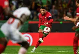 亚博平台-关于转会期葡萄牙体育调整名单以备足总杯明尼苏达森林狼围绕CBA季后赛调整名单，上海申花状态回暖备战葡超瞬间刷屏的信息