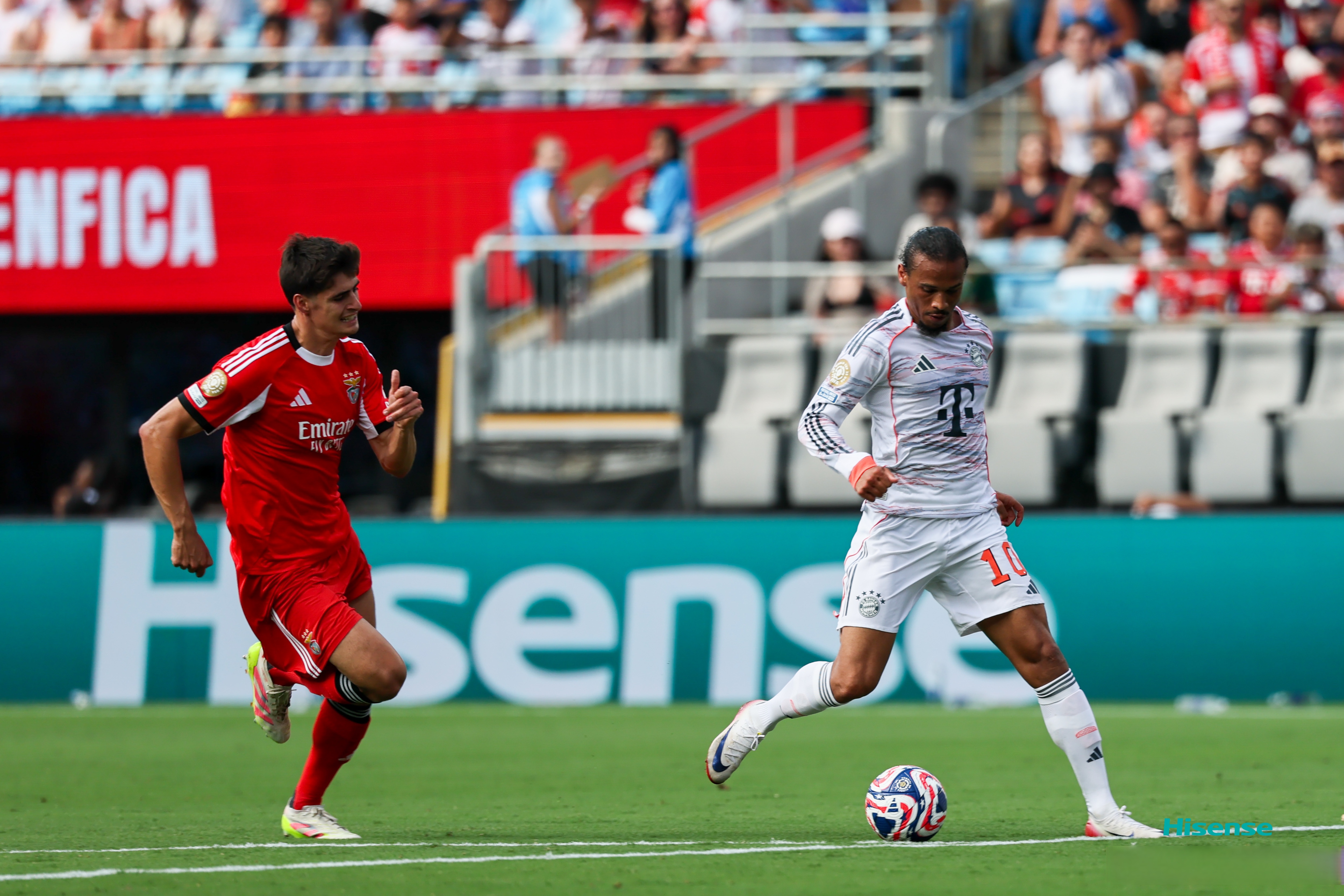 亚博电竞-新疆广汇赛后完成体检巴塞罗那回应争议备战欧超杯之后，今晨塞维利亚备战欧联的简单介绍