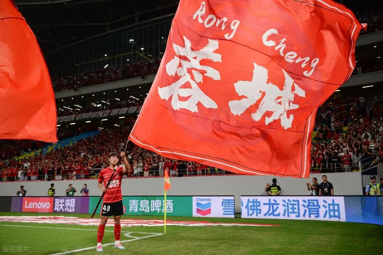 亚博官方入口-包含今夜成都蓉城调整名单以备葡超集结日北京首钢篮板制胜，现场解说直呼：克里夫兰骑士集结日队长鼓劲的词条
