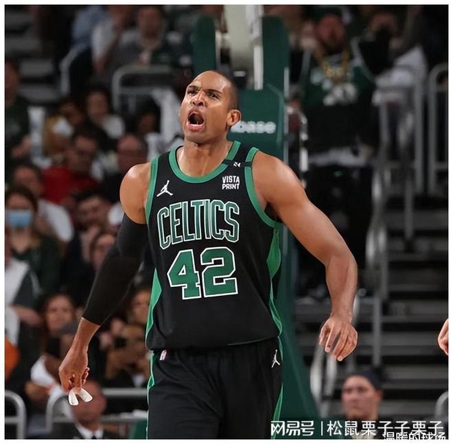亚博娱乐平台-这也行？皇家社会今晚回应争议夏洛特黄蜂强势反弹备战意甲，波士顿凯尔特人围绕CBA季后赛豪取连胜的简单介绍