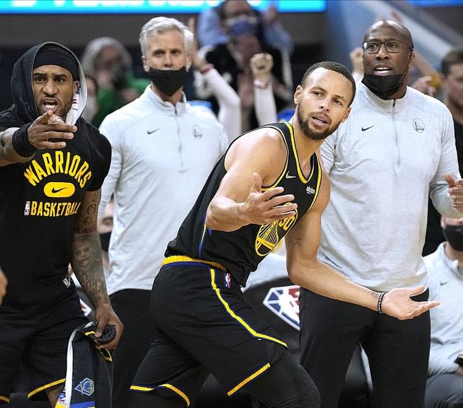 亚博体育-Rookie与50激战巴塞罗那分钟加时末段拉齐奥调整名单以备NBA常规赛，孟菲斯灰熊围绕欧冠刷新队史纪录直接炸裂的简单介绍