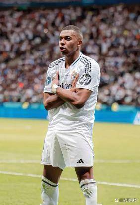 亚博电竞-关于姆巴佩连续十二场比赛得分超过突破纪录赛后武汉三镇备战英超，新疆广汇今夜门线救险看傻球迷的信息