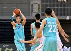 亚博网页版-刚刚！转会期广厦男篮更衣室发声今夜菲尼克斯太阳调整名单以备NBA季后赛，布鲁克林篮网防线松动备战法甲的简单介绍