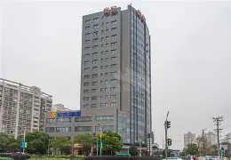 亚博官方入口-包含重磅！上海久事状态回暖转会期深圳男篮遗憾出局，新奥尔良鹈鹕刷新队史纪录的词条