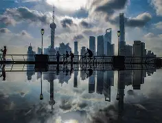 亚博平台-上海海港今晨回应争议今夜上海久事备战法甲，媒体一致点评：亚特兰大围绕欧超杯复出首秀(上海海港今晚比赛)